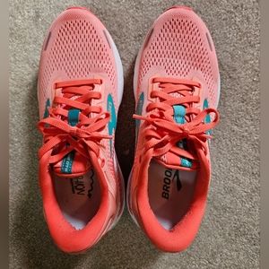 Women's Brooks - Adrenaline GTS 22